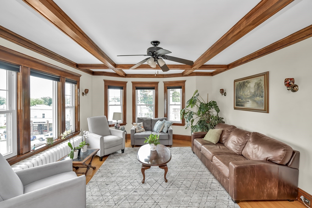 4 bed, 1 bath apartment for rent at 404 Mount Auburn Unit 2, Watertown — photo 11 of 25