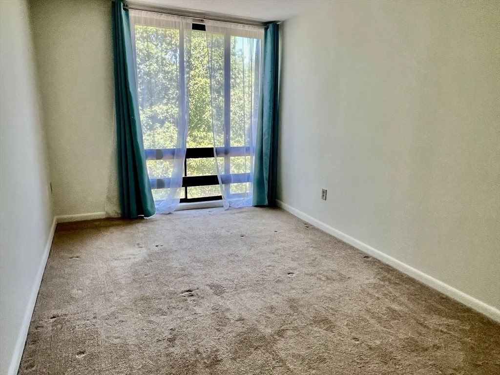 2 bed, 1 bath apartment for rent at 404 Paradise Rd Unit PhJ, Swampscott — photo 23 of 30