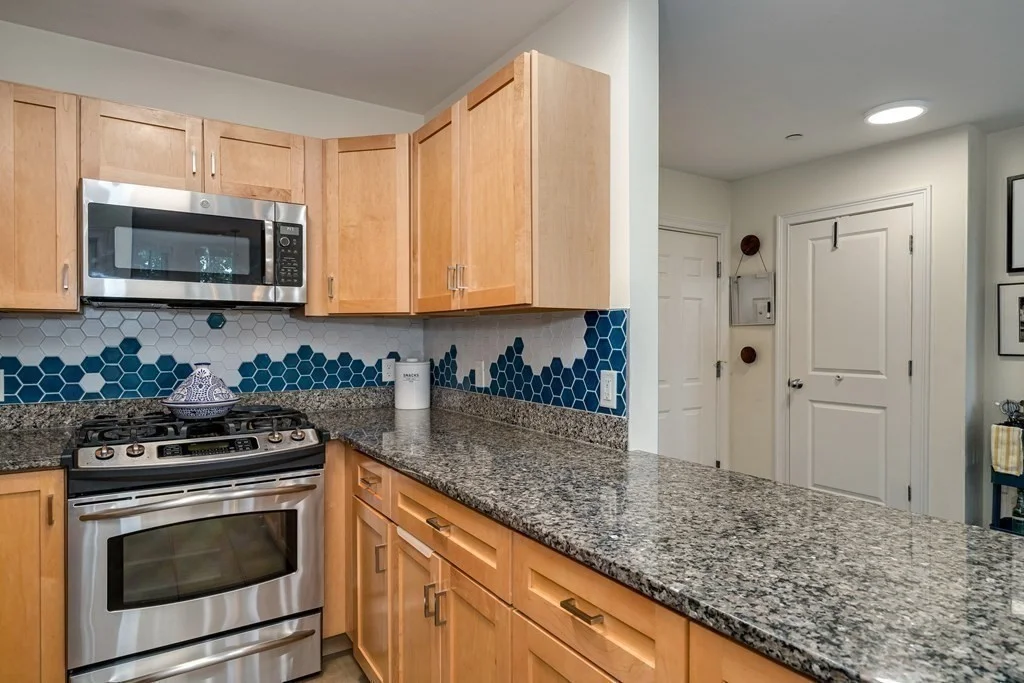 2 bed, 2 bath apartment for rent at 4040 Washington St Unit 1, Roslindale — photo 17 of 42