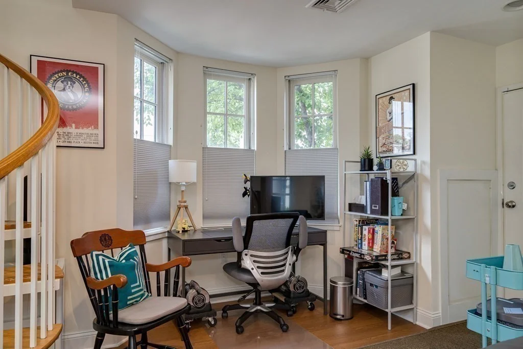 2 bed, 2 bath apartment for rent at 4040 Washington St Unit 1, Roslindale — photo 9 of 42