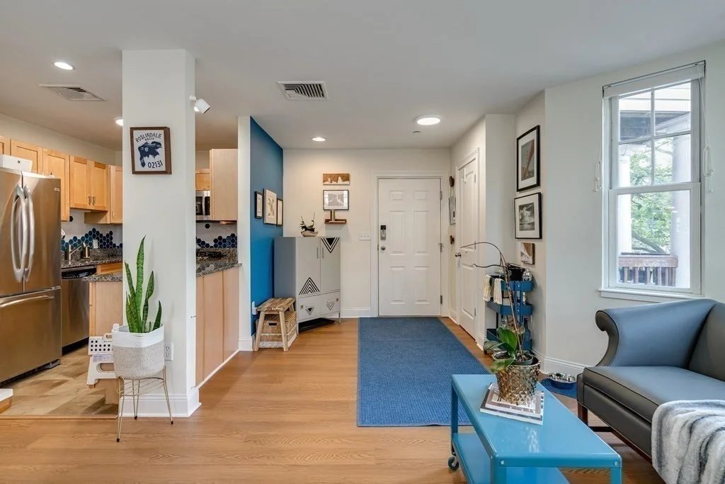 2 bed, 2 bath apartment for rent at 4040 Washington St Unit 1, Roslindale — photo 15 of 42