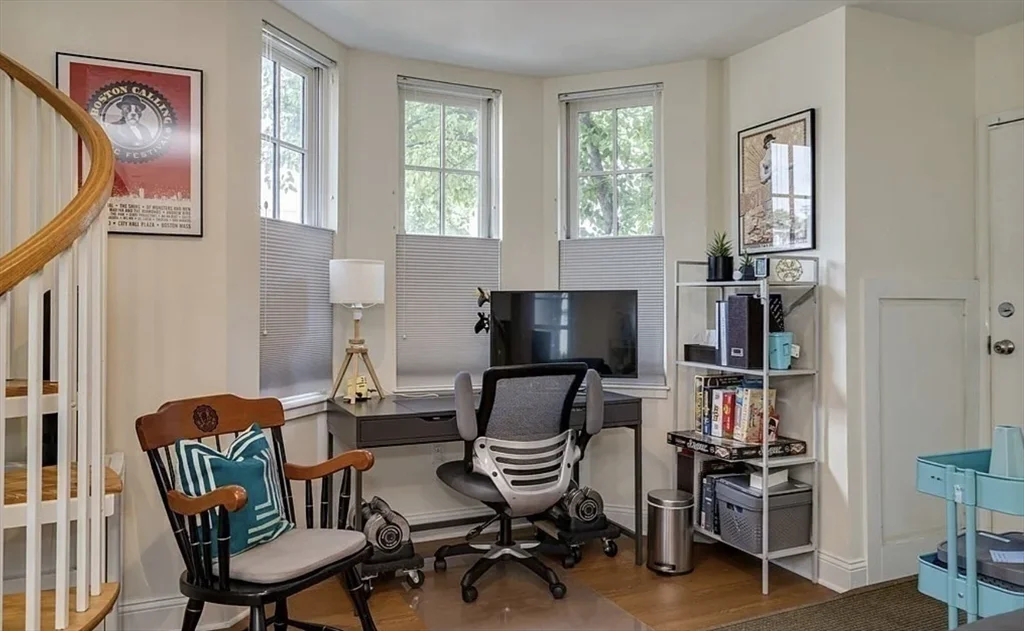 2 bed, 2 bath apartment for rent at 4040 Washington St Unit 1A, Roslindale — photo 12 of 16