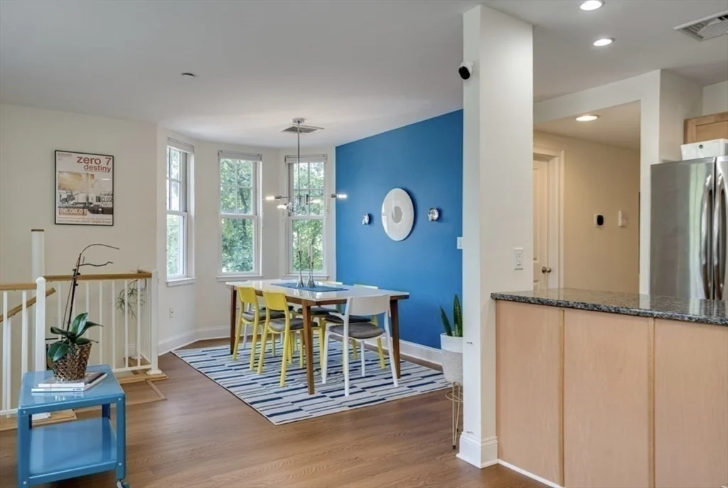 2 bed, 2 bath apartment for rent at 4040 Washington St Unit 1A, Roslindale — photo 3 of 16