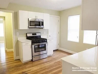 3 bed, 1 bath apartment for rent at 4043 Washington St Unit 2, Jamaica Plain