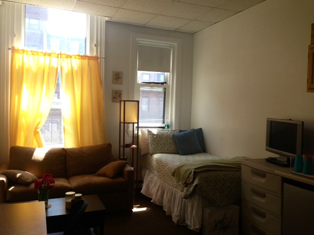 Studio bed, 1 bath apartment for rent at 405 Beacon St Unit 5, Back Bay — photo 1 of 5