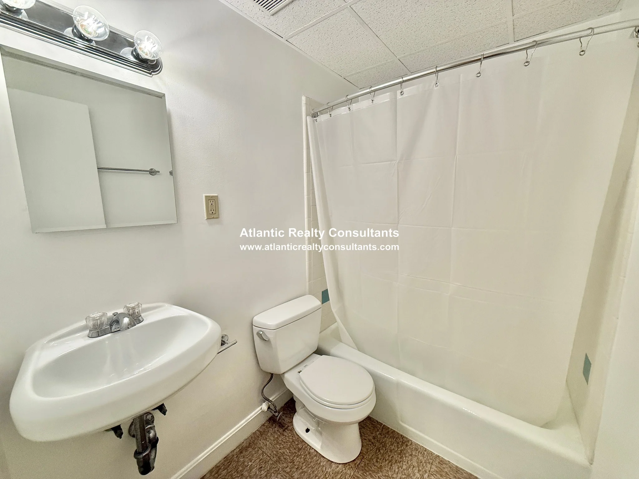 Studio bed, 1 bath apartment for rent at 405 Beacon St Unit B, Back Bay — photo 6 of 7