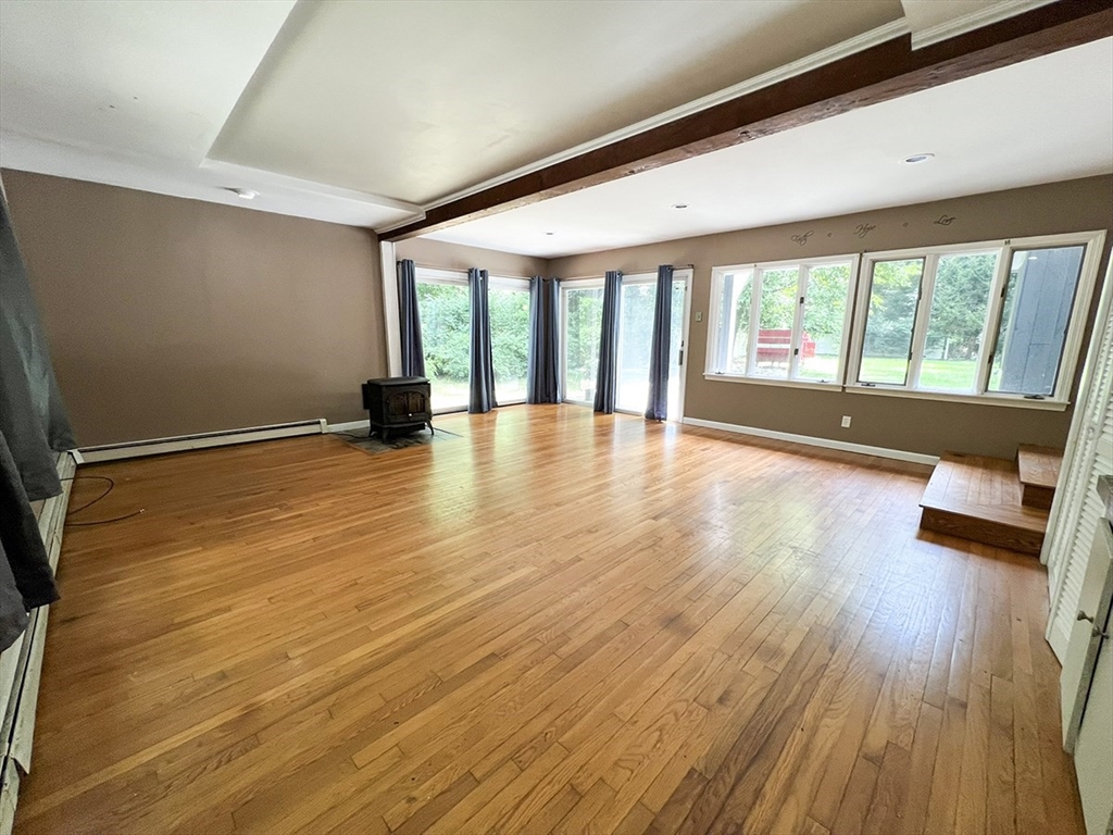 5 bed, 2 bath apartment for rent at 405 Cherry St, Bridgewater — photo 15 of 30