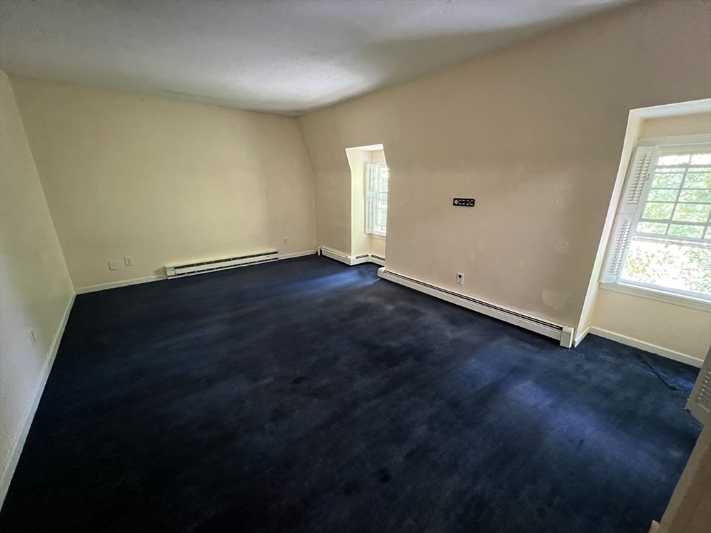 5 bed, 2 bath apartment for rent at 405 Cherry St, Bridgewater — photo 25 of 30