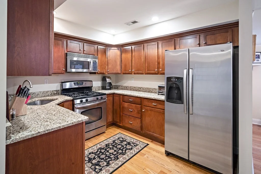 2 bed, 2 bath apartment for rent at 405 E 3rd St Unit 2, South Boston — photo 6 of 18