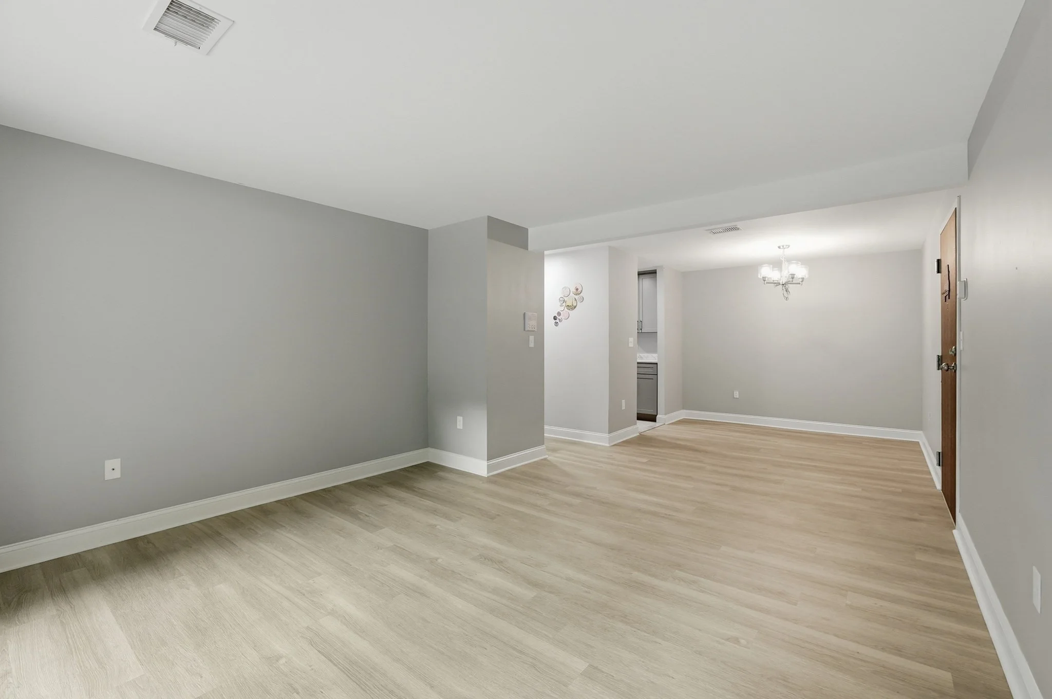 2 bed, 1 bath apartment for rent at 405 Franklin Crossing Rd Unit 405, Franklin — photo 3 of 19