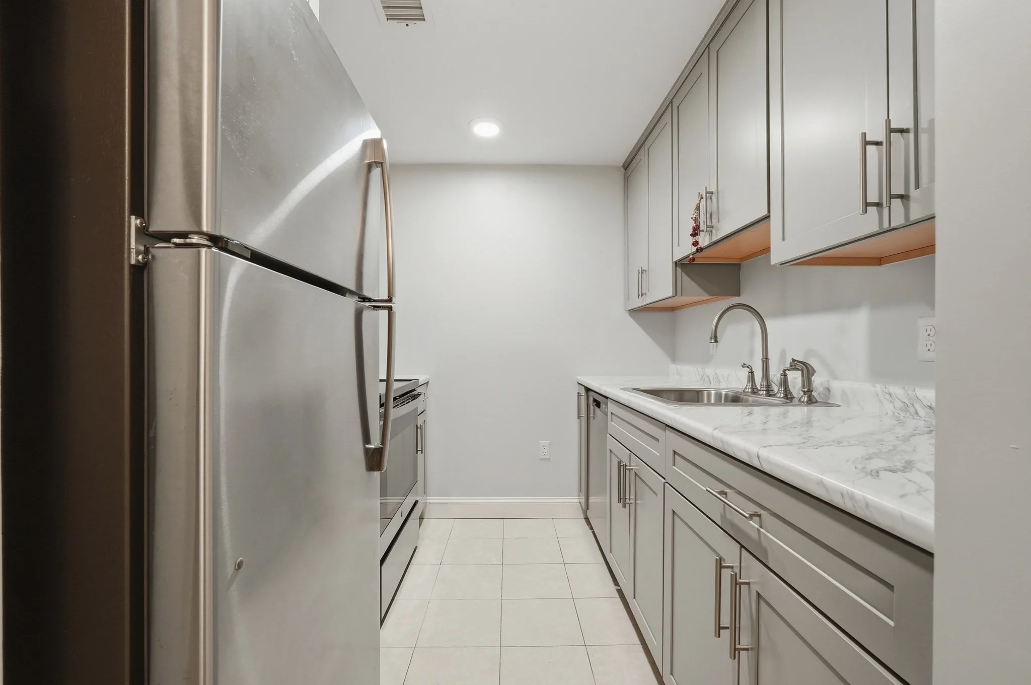 2 bed, 1 bath apartment for rent at 405 Franklin Crossing Rd Unit 405, Franklin — photo 4 of 19