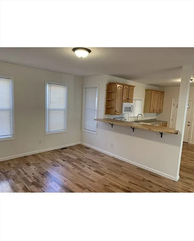 2 bed, 1 bath apartment for rent at 405 Front Unit 1, Chicopee — photo 4 of 16