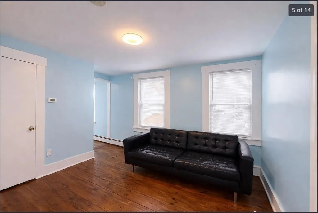 2 bed, 1 bath apartment for rent at 405 Lakeview Ave Unit 2, Lowell — photo 5 of 14