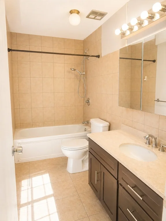 2 bed, 2 bath apartment for rent at 405 Langley Rd Unit 2A, Newton — photo 6 of 16