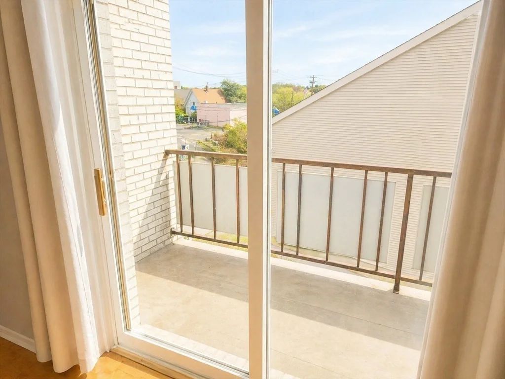 2 bed, 2 bath apartment for rent at 405 Langley Rd Unit 2A, Newton — photo 13 of 16