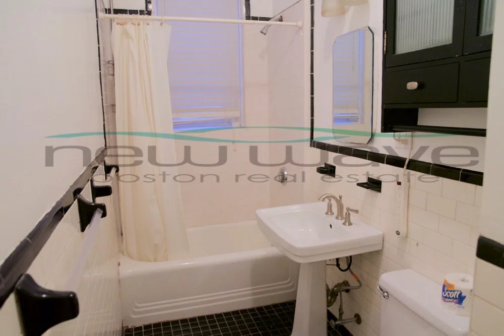 2 bed, 1 bath apartment for rent at 405 Marlborough St Unit 32, Back Bay — photo 14 of 14