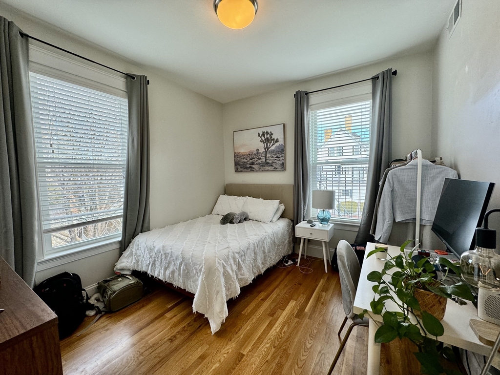 1 bed, 1 bath apartment for rent at 405 South Huntington Ave Unit 2R, Jamaica Plain — photo 5 of 20