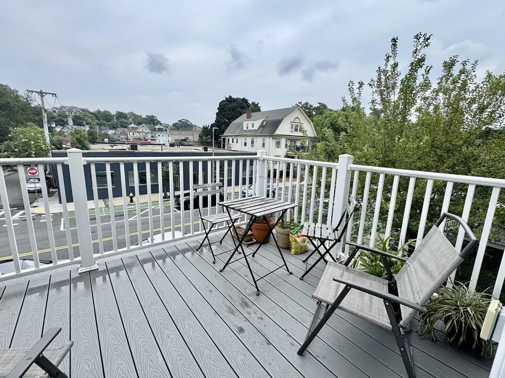1 bed, 1 bath apartment for rent at 405 South Huntington Ave Unit 2R, Jamaica Plain — photo 18 of 20