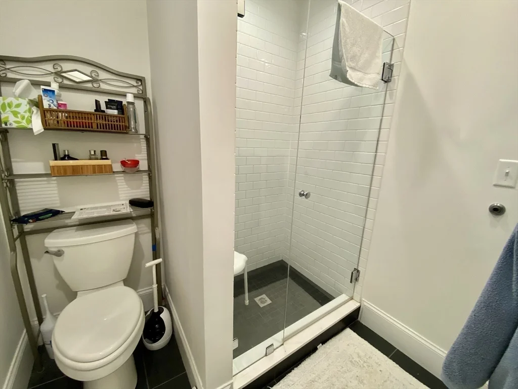 1 bed, 1 bath apartment for rent at 405 South Huntington Ave Unit 2R, Jamaica Plain — photo 14 of 20