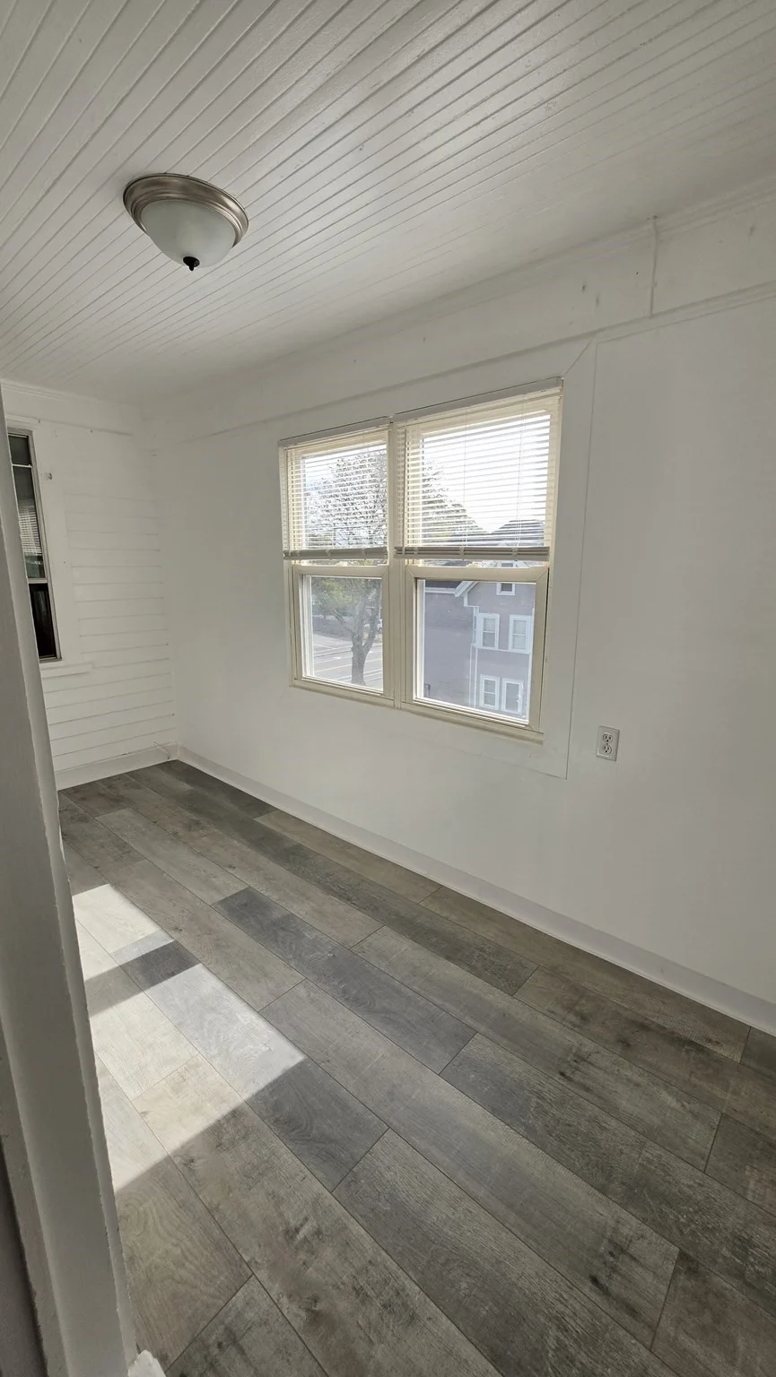 3 bed, 1 bath apartment for rent at 405 Weir Unit 3, Taunton — photo 3 of 17