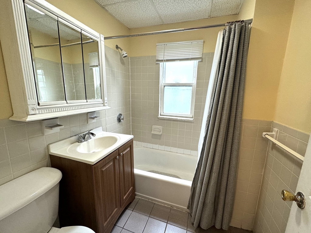 2 bed, 1 bath apartment for rent at 4057 Washington St Unit 2, Roslindale — photo 20 of 26