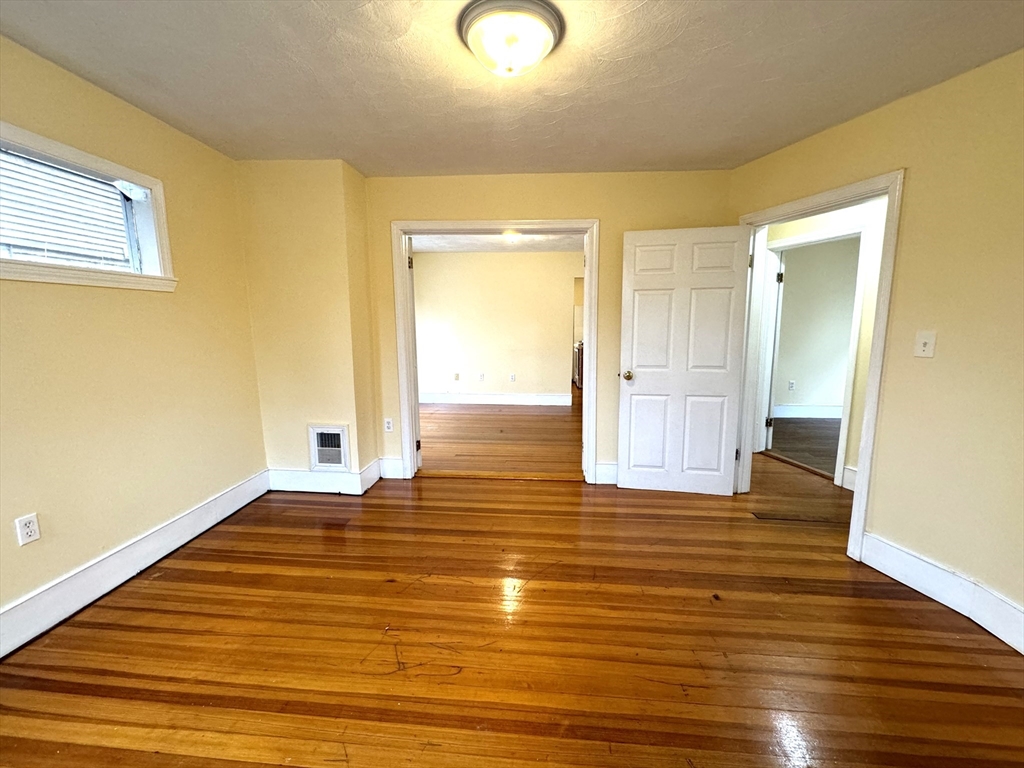 2 bed, 1 bath apartment for rent at 4057 Washington St Unit 2, Roslindale — photo 9 of 26