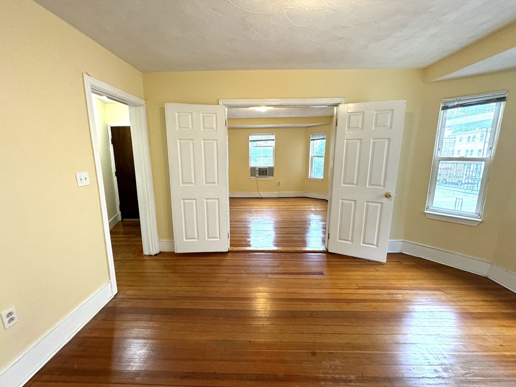 2 bed, 1 bath apartment for rent at 4057 Washington St Unit 2, Roslindale — photo 6 of 26