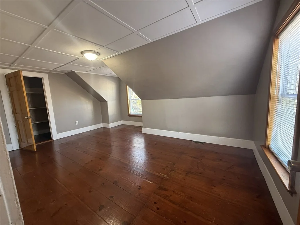 4 bed, 1 bath apartment for rent at 406-408 Court St Unit 406, Plymouth — photo 17 of 21
