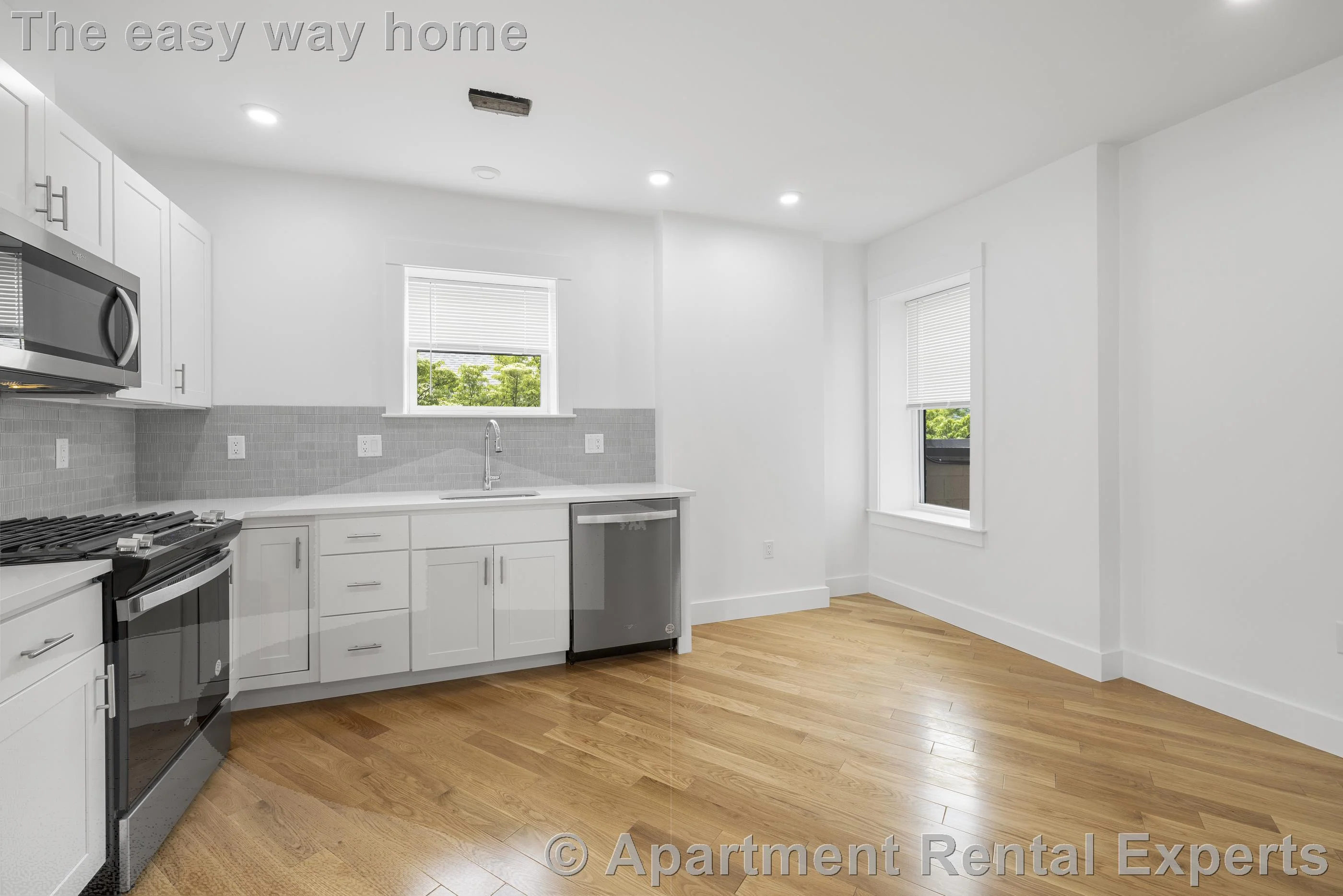 3 bed, 2 bath apartment for rent at 406 Columbia St Unit 2, Central Square — photo 4 of 21