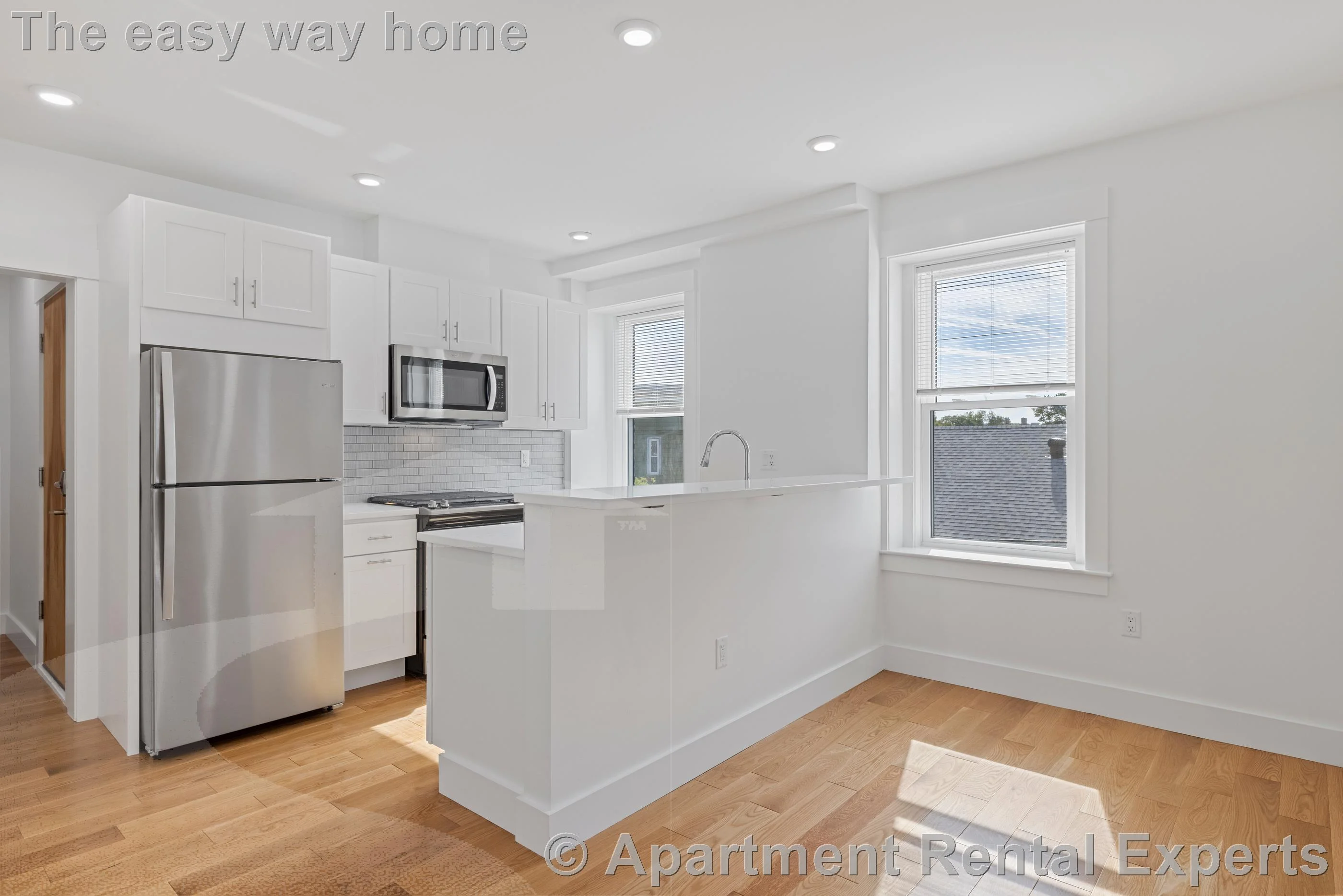 3 bed, 2 bath apartment for rent at 406 Columbia St Unit 6, Central Square — photo 2 of 20
