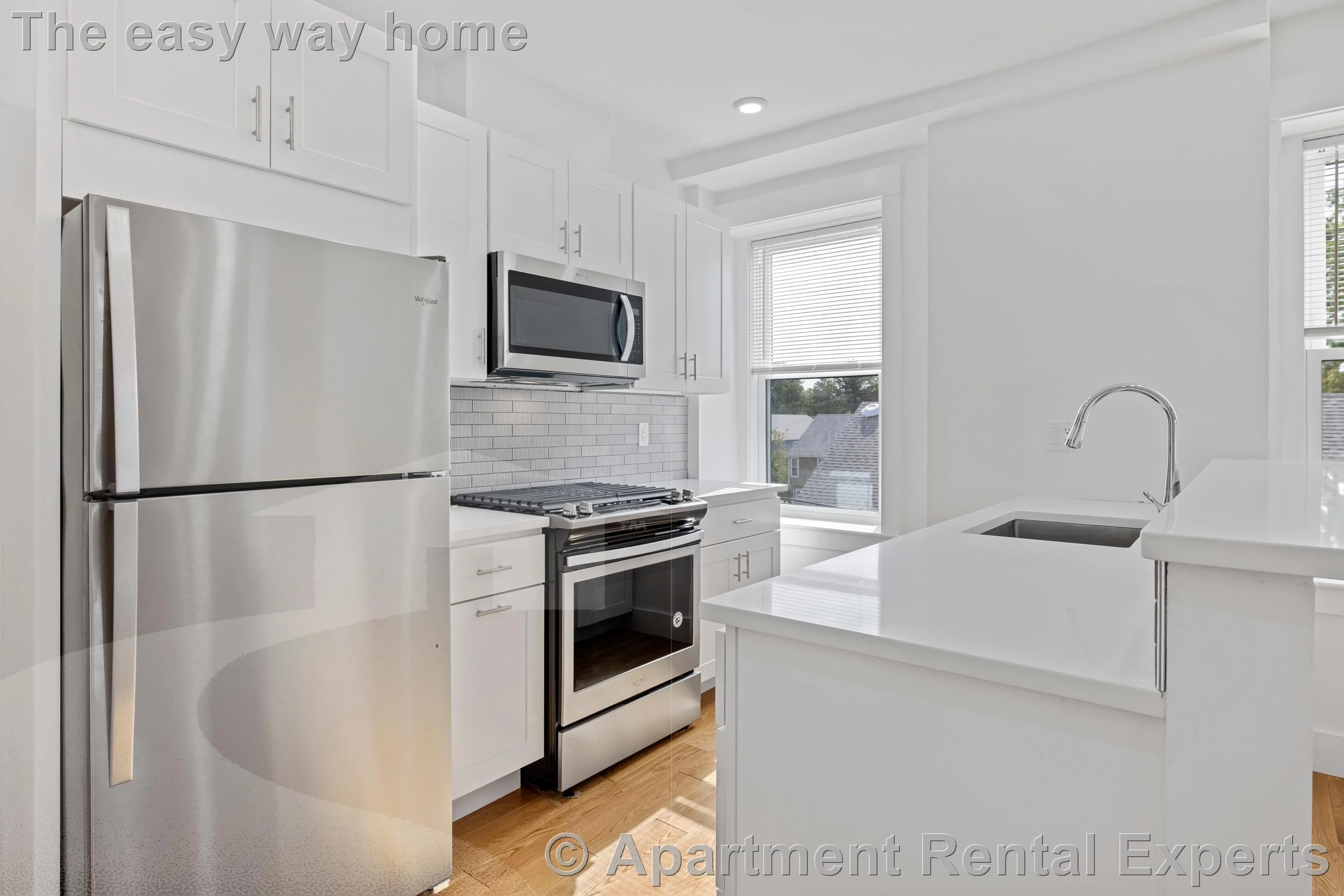 3 bed, 2 bath apartment for rent at 406 Columbia St Unit 6, Central Square — photo 4 of 20