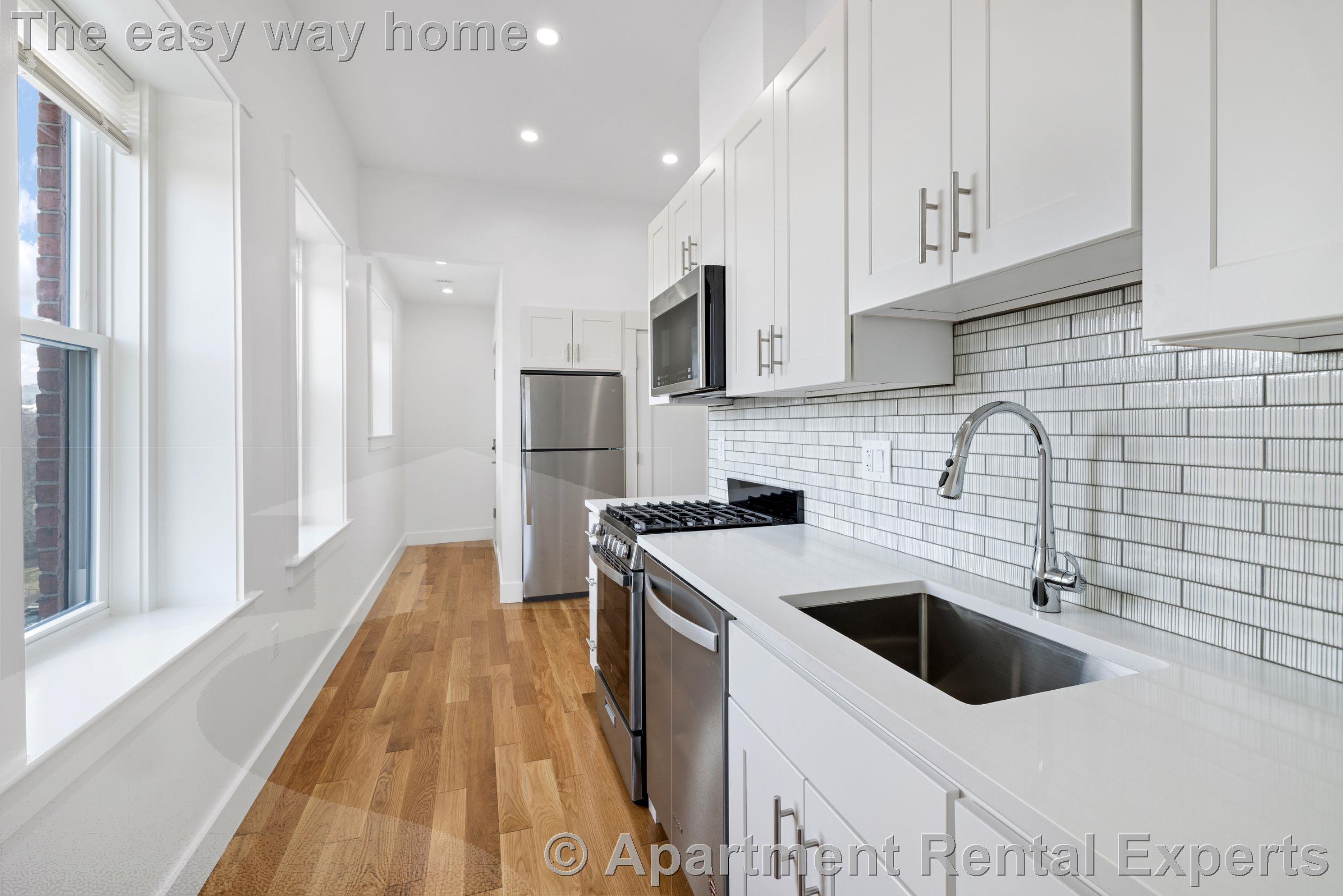 3 bed, 2 bath apartment for rent at 406 Columbia St Unit 7, Central Square — photo 5 of 17