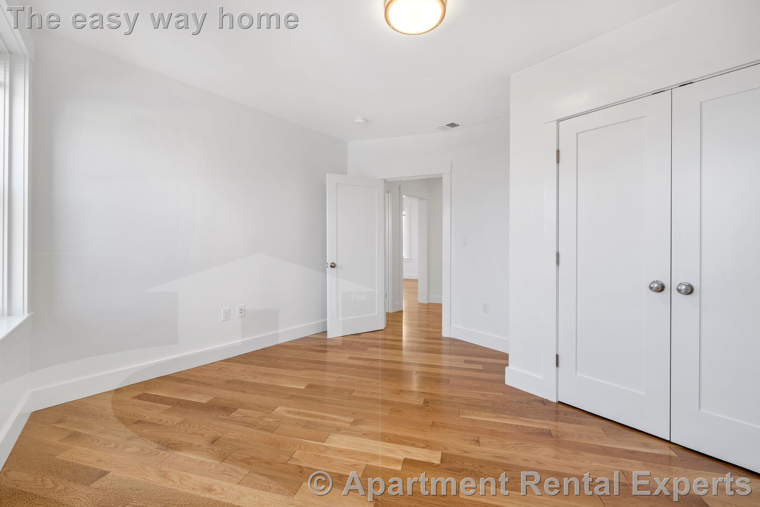 3 bed, 2 bath apartment for rent at 406 Columbia St Unit 7, Central Square — photo 15 of 17