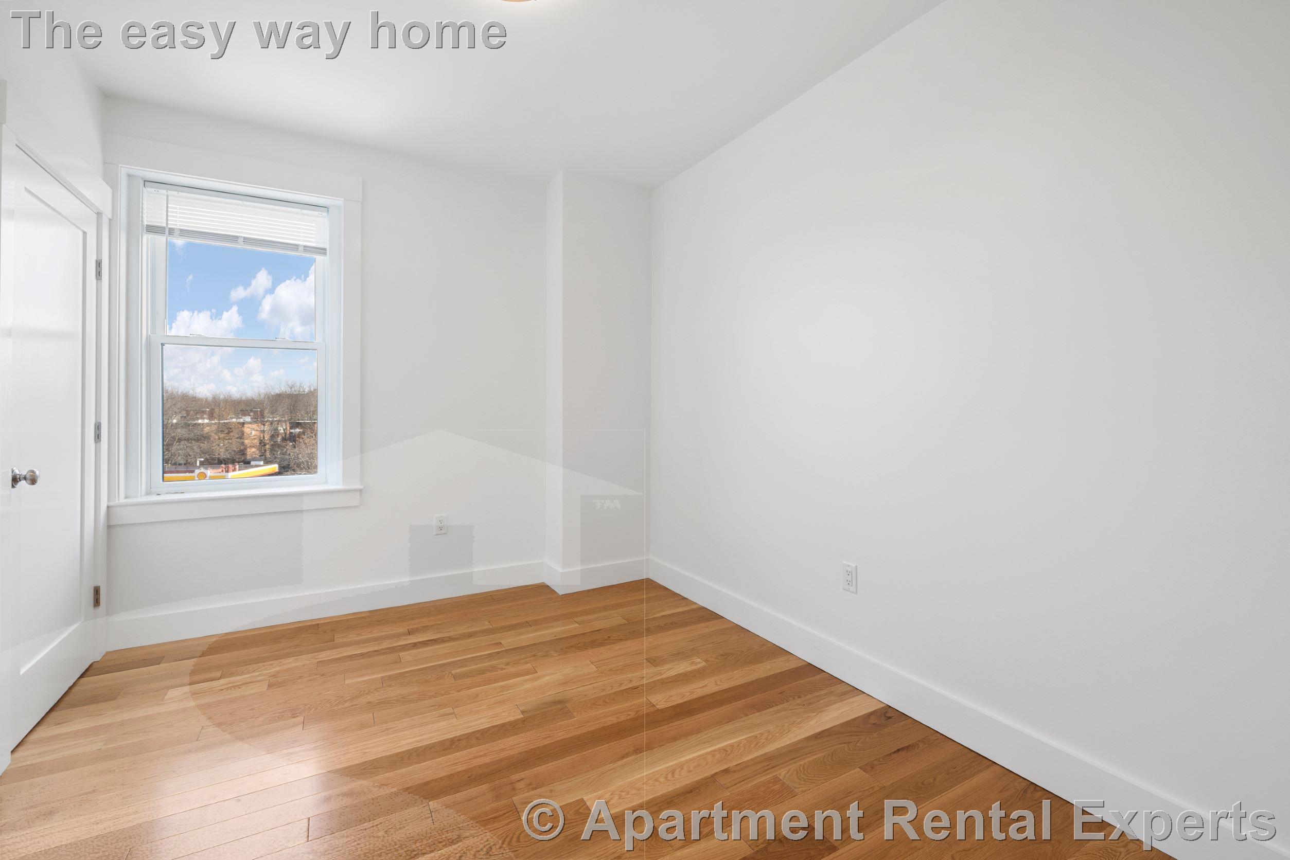 3 bed, 2 bath apartment for rent at 406 Columbia St Unit 7, Central Square — photo 16 of 17