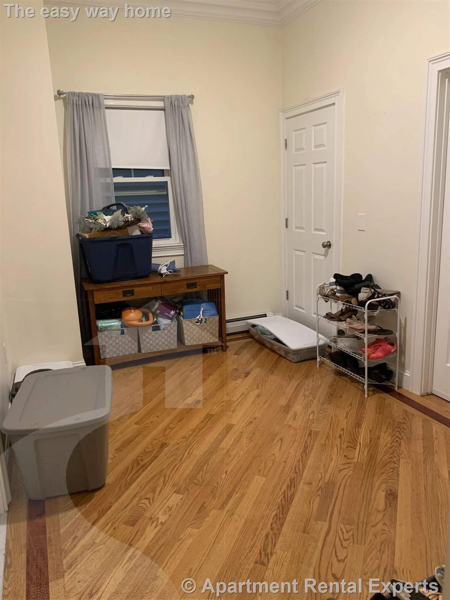 3 bed, 2 bath apartment for rent at 406 Medford St Unit 1, Winter Hill — photo 9 of 19