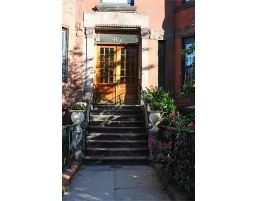 2 bed, 1.5 bath apartment for rent at 407 Marlborough St Unit 1A, Back Bay — photo 19 of 28