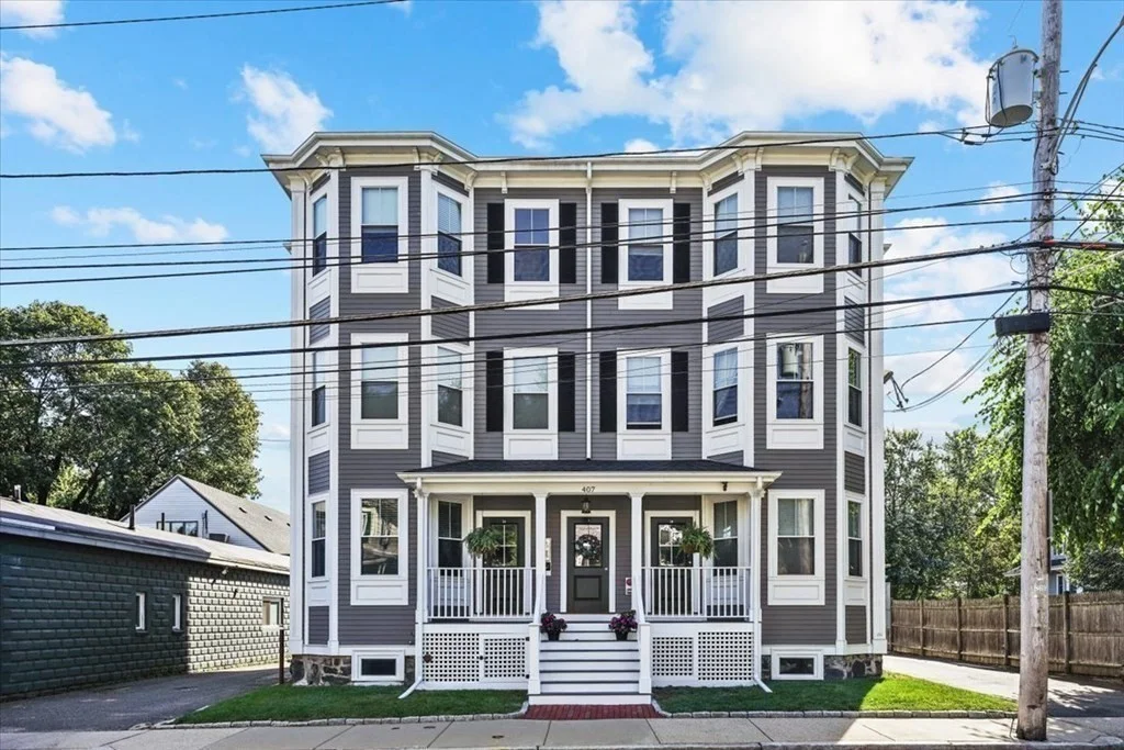 2 bed, 3 bath apartment for rent at 407 Pleasant St Unit 1, Melrose — photo 14 of 17