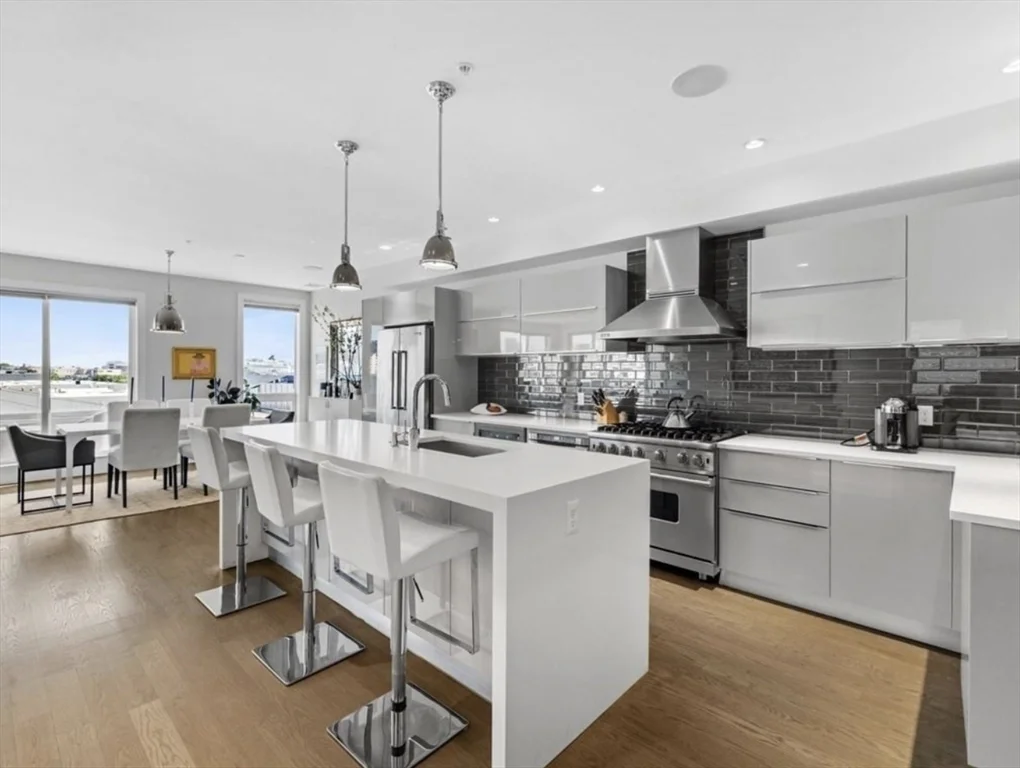 2 bed, 2 bath apartment for rent at 407 W 1st Unit 302, South Boston — photo 1 of 29