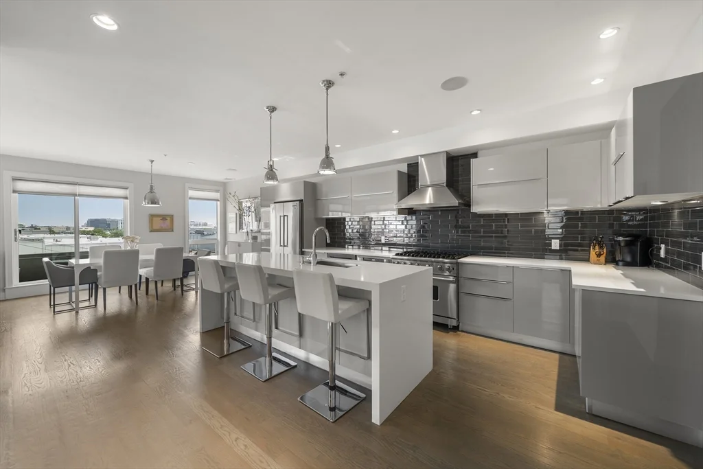 2 bed, 2 bath apartment for rent at 407 W 1st Unit 302, South Boston — photo 24 of 29