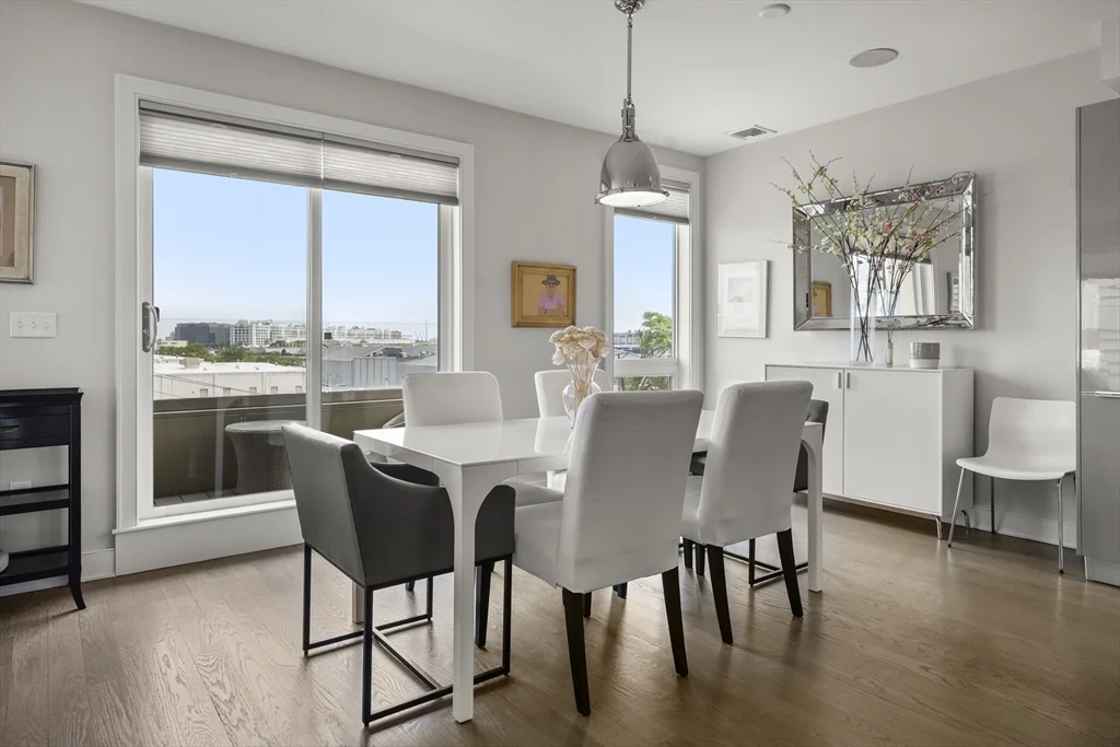 2 bed, 2 bath apartment for rent at 407 W 1st Unit 302, South Boston — photo 17 of 29
