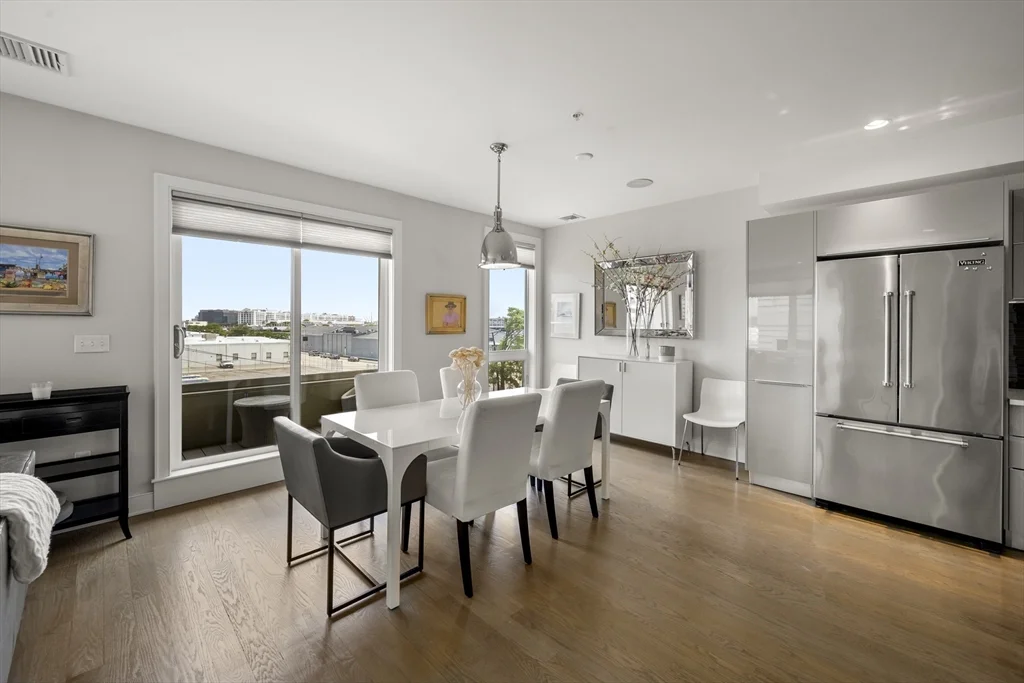 2 bed, 2 bath apartment for rent at 407 W 1st Unit 302, South Boston — photo 19 of 29