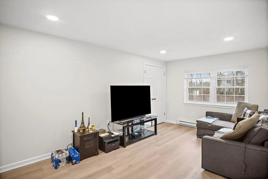 2 bed, 1 bath apartment for rent at 407 Washington St Unit 2, Westwood — photo 5 of 17