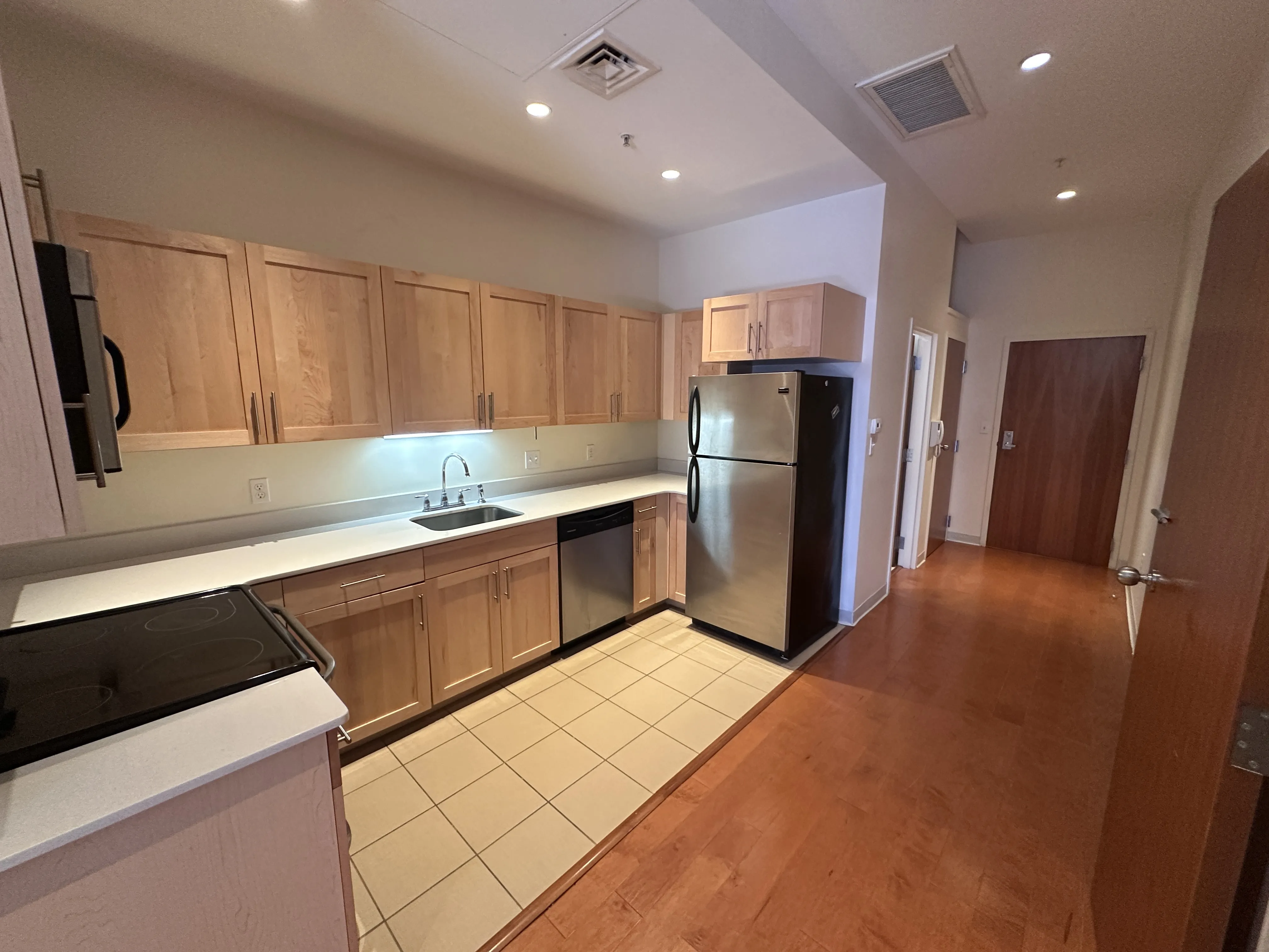 1 bed, 1 bath apartment for rent at 407 Washington St Unit 403, Boston Downtown — photo 2 of 11