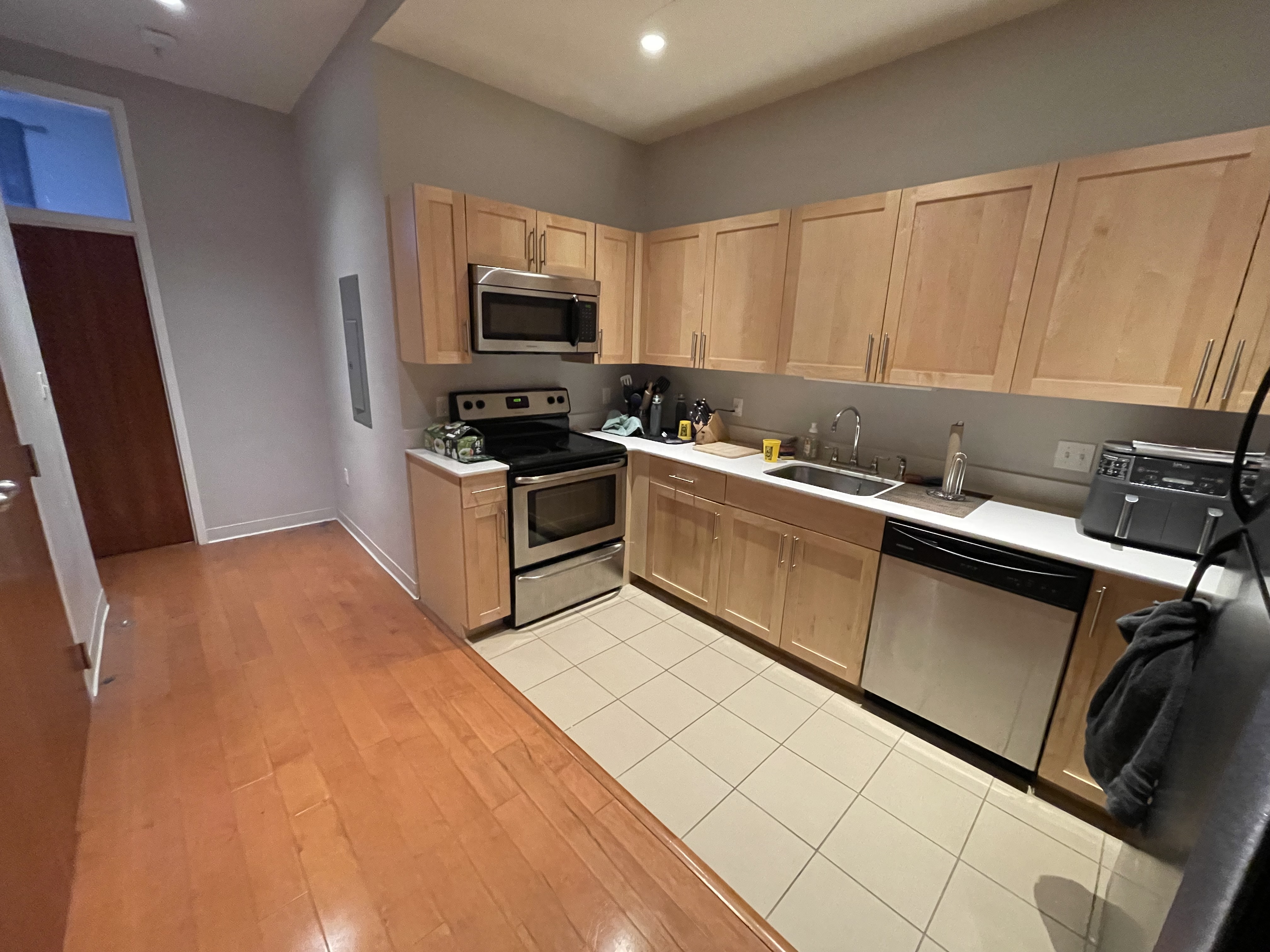 2 bed, 1 bath apartment for rent at 407 Washington St Unit 403-CF, Boston Downtown