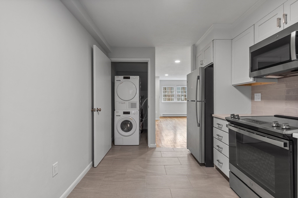 2 bed, 1 bath apartment for rent at 407 Washington Unit 1, Westwood — photo 8 of 15