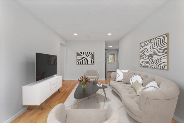 2 bed, 1 bath apartment for rent at 407 Washington Unit 1, Westwood
