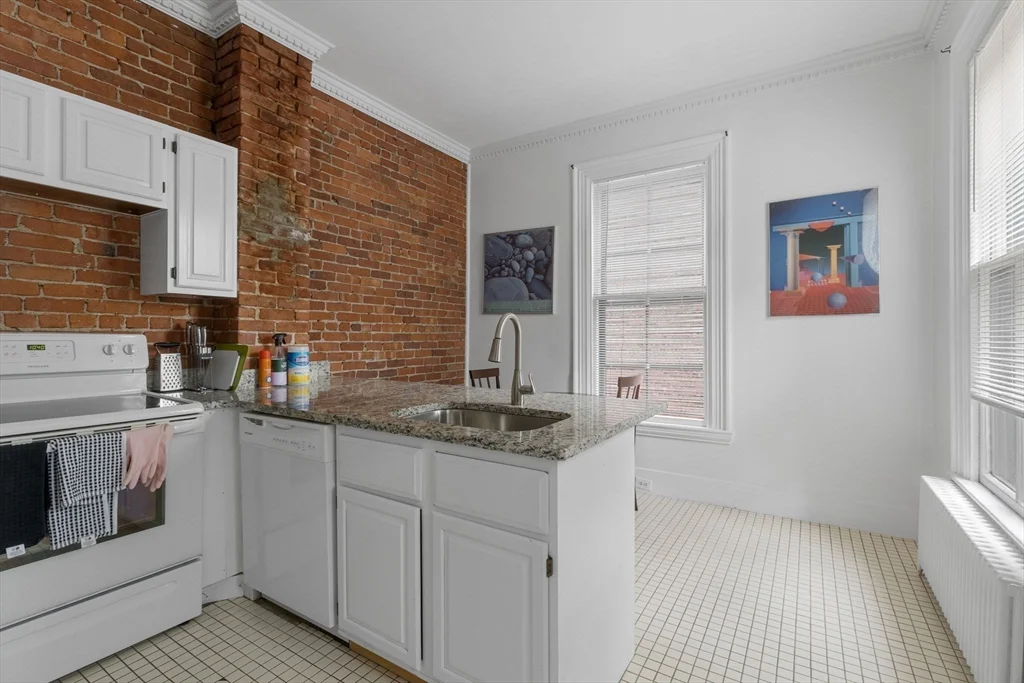 1 bed, 1 bath apartment for rent at 407A Broadway Unit 1, Harvard Square — photo 7 of 15