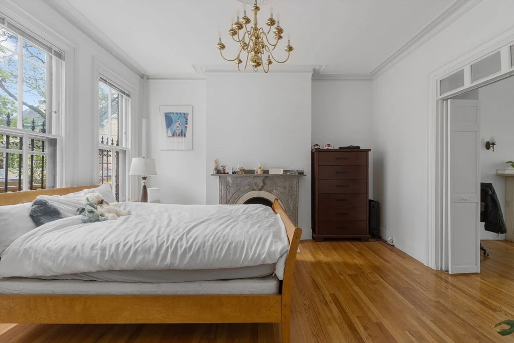 1 bed, 1 bath apartment for rent at 407A Broadway Unit 1, Harvard Square — photo 4 of 15
