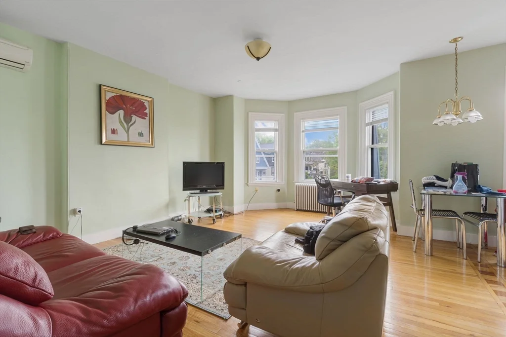 1 bed, 1 bath apartment for rent at 407A Broadway Unit 3, Harvard Square — photo 2 of 8