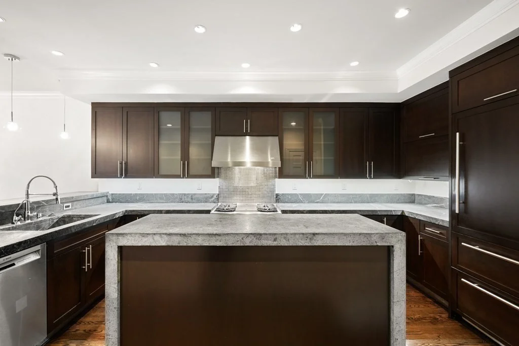 3 bed, 3 bath apartment for rent at 408 Beacon St Unit 1, Back Bay — photo 10 of 31